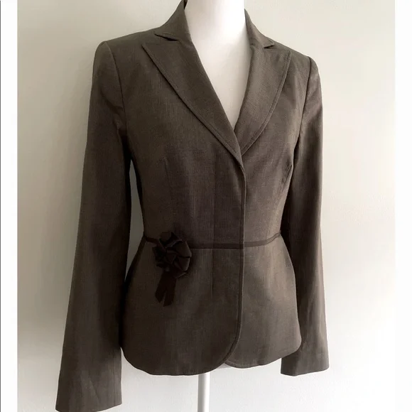 Banana Republic Blazer Jacket Long Sleeve Button Front  Brown. Size 0 - Picture 2 of 8